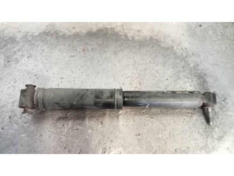Recambio de amortiguador trasero izquierdo para renault scenic iii grand dynamique referencia OEM IAM 562100028R  