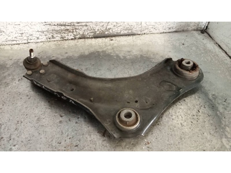 Recambio de brazo suspension inferior delantero derecho para renault scenic iii grand dynamique referencia OEM IAM   