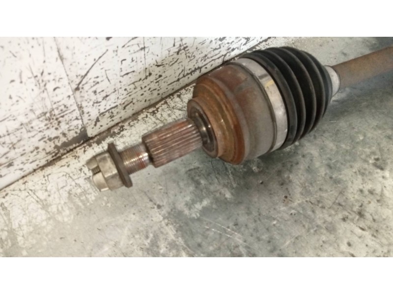 Recambio de transmision delantera derecha para renault scenic iii grand dynamique referencia OEM IAM 391001702R  