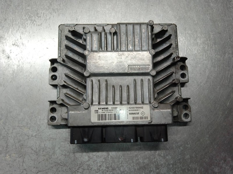 Recambio de centralita motor uce para renault megane ii berlina 5p business referencia OEM IAM S122326111A 8200766462 8200592611