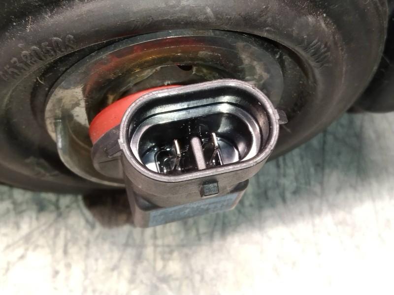 Recambio de faro antiniebla derecho para lancia delta (181) argento referencia OEM IAM 00051775551 04538099900010AC 