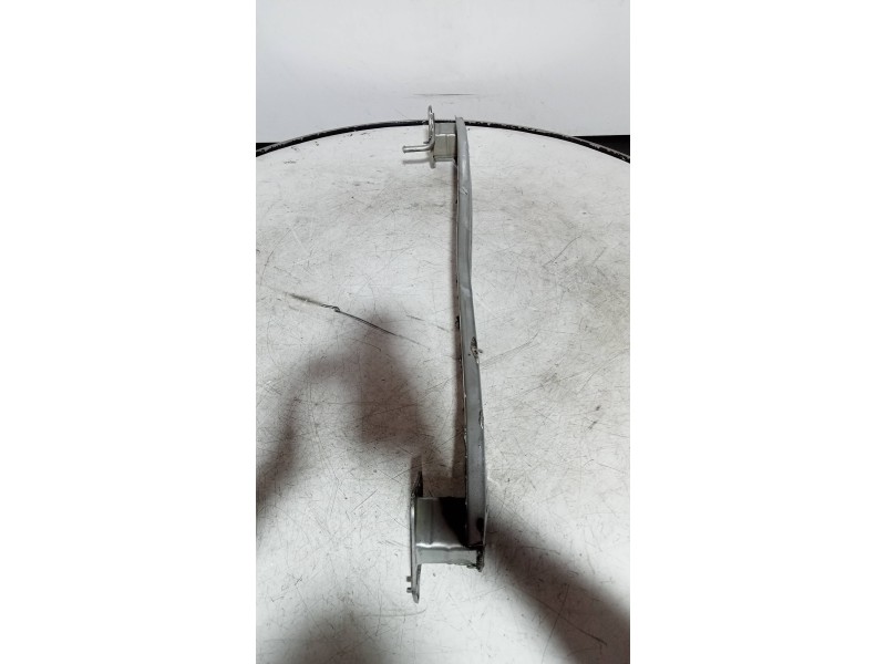 Recambio de refuerzo paragolpes trasero para chevrolet spark ls referencia OEM IAM   