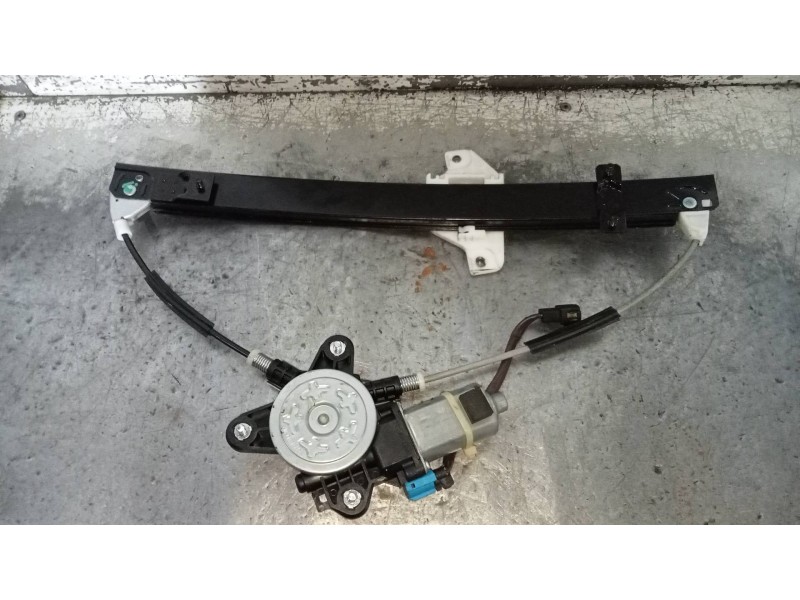 Recambio de elevalunas delantero derecho para chevrolet spark ls referencia OEM IAM 98820M3010  