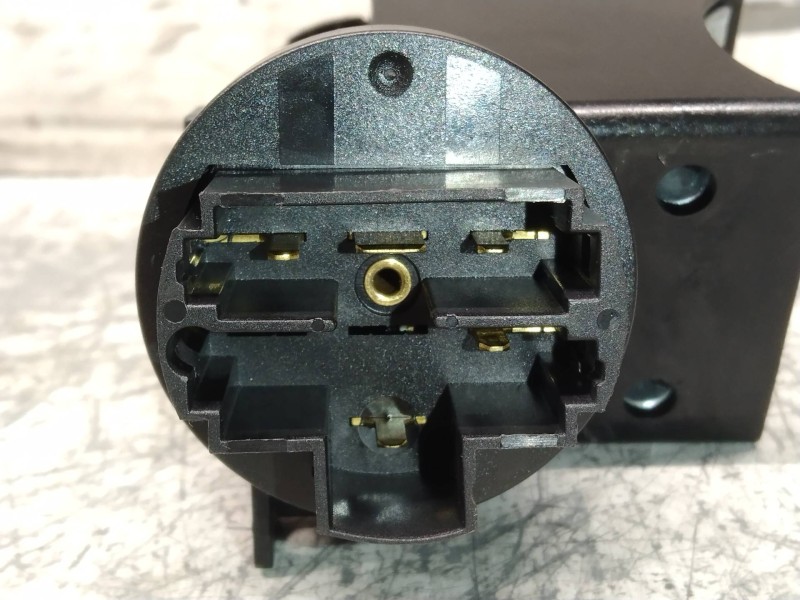 Recambio de conmutador de arranque para lancia delta (181) argento referencia OEM IAM 0051793869 61083600 