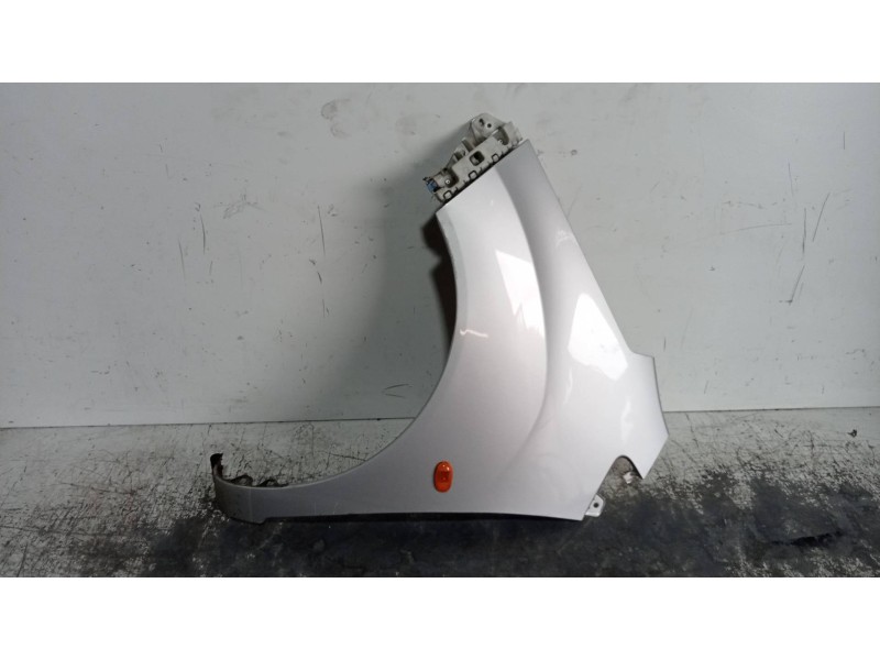Recambio de aleta delantera izquierda para chevrolet spark ls referencia OEM IAM   