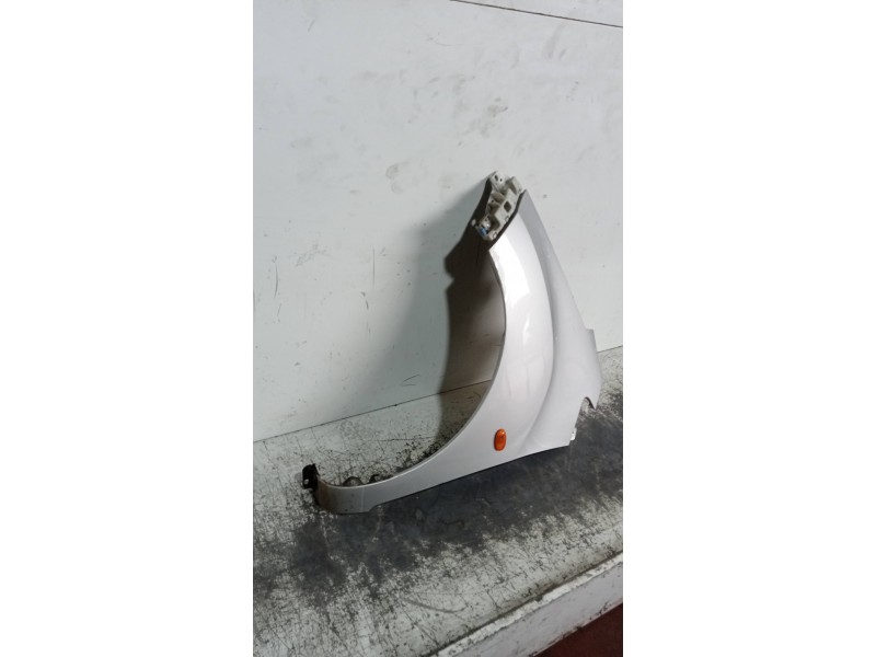 Recambio de aleta delantera izquierda para chevrolet spark ls referencia OEM IAM   