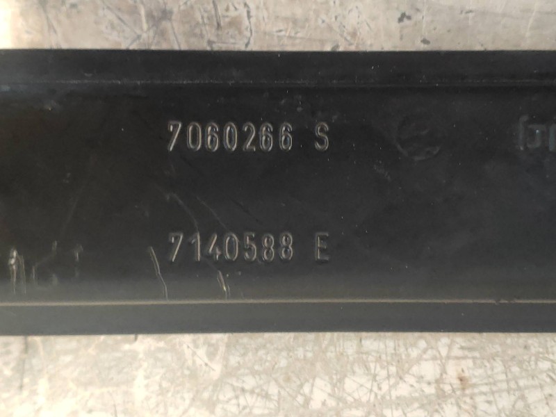 Recambio de elevalunas delantero derecho para bmw serie 3 touring (e91) 325d referencia OEM IAM 7060266 7140588 