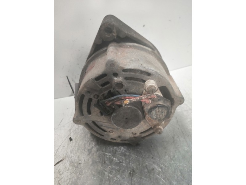 Recambio de alternador para mercedes clase e (w123) berlina+coupe d 240 referencia OEM IAM   