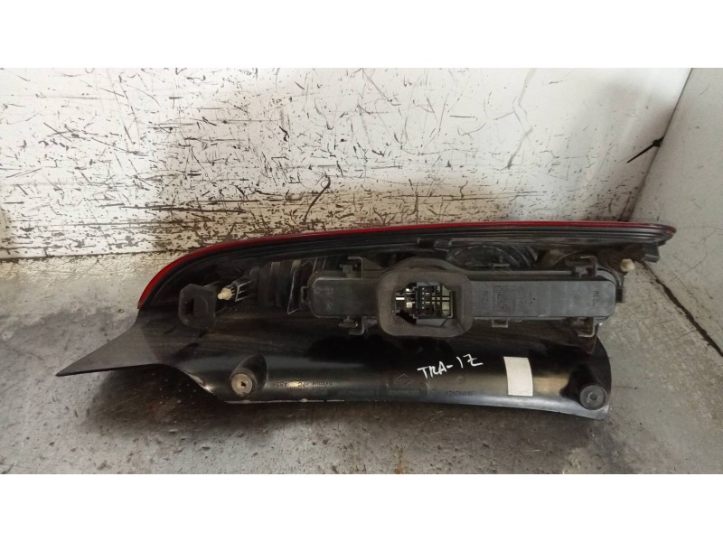 Recambio de piloto trasero izquierdo para renault espace iv (jk0) dynamique referencia OEM IAM   