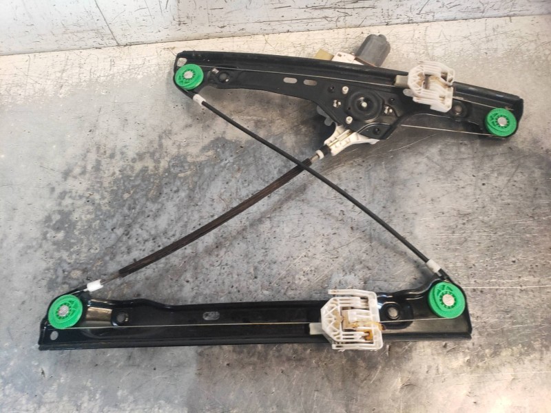 Recambio de elevalunas delantero derecho para bmw serie 3 touring (e91) 325d referencia OEM IAM 7060266 7140588 