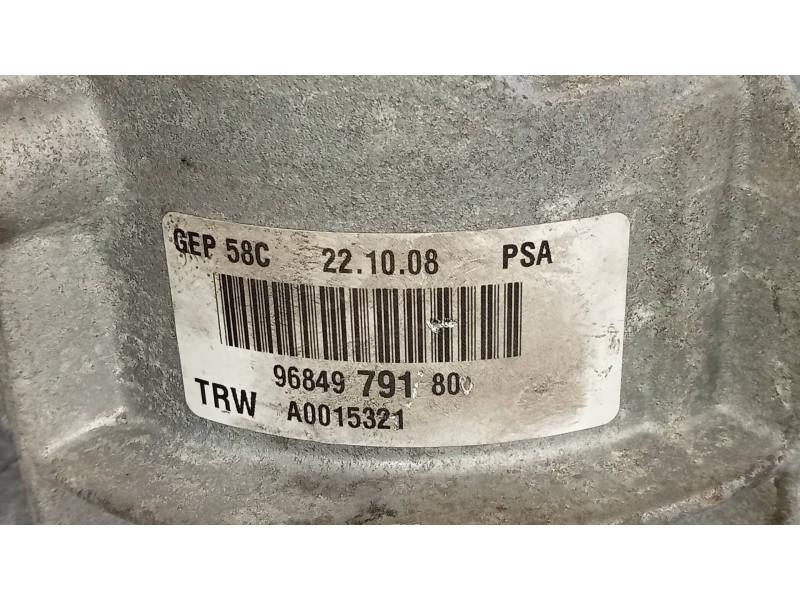 Recambio de bomba direccion para peugeot 308 confort referencia OEM IAM 9684979180  