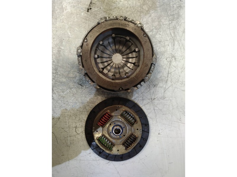 Recambio de kit embrague para seat cordoba berlina (6l2) signo/a referencia OEM IAM   