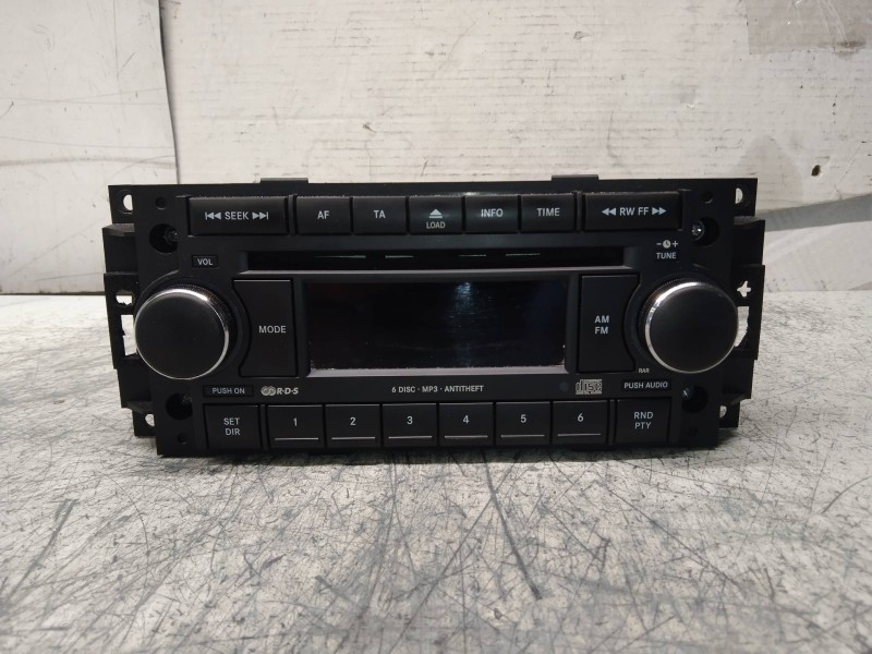 Recambio de sistema audio / radio cd para dodge caliber s referencia OEM IAM P05064363AB  