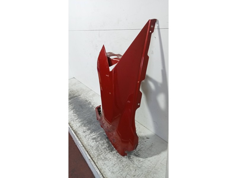 Recambio de aleta delantera derecha para dodge caliber s referencia OEM IAM   