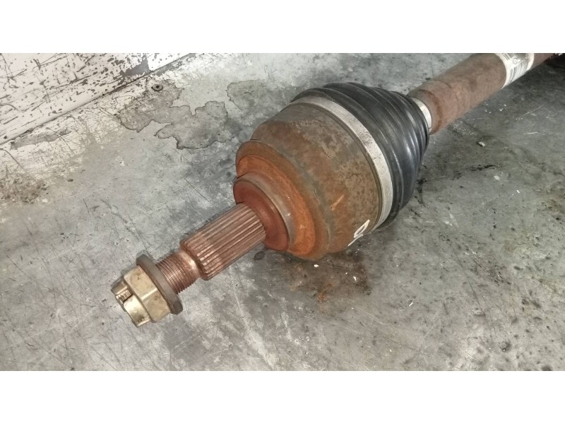 Recambio de transmision delantera derecha para renault espace iv (jk0) dynamique referencia OEM IAM 8200387411  