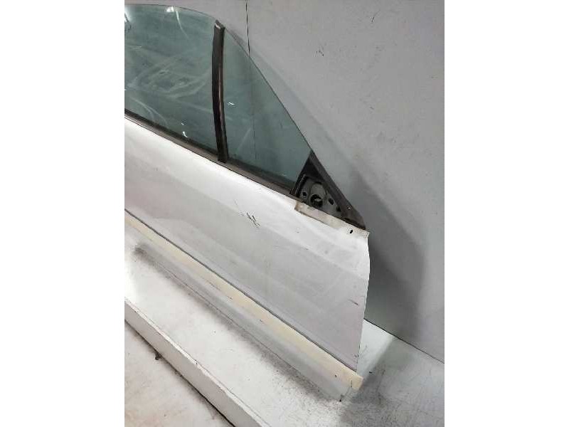Recambio de puerta delantera derecha para opel calibra 2.0 referencia OEM IAM   