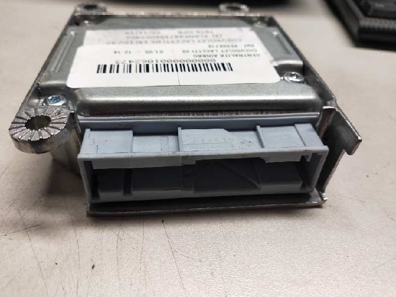 Recambio de centralita airbag para chevrolet lacetti se referencia OEM IAM 96406716 7088630 96818879