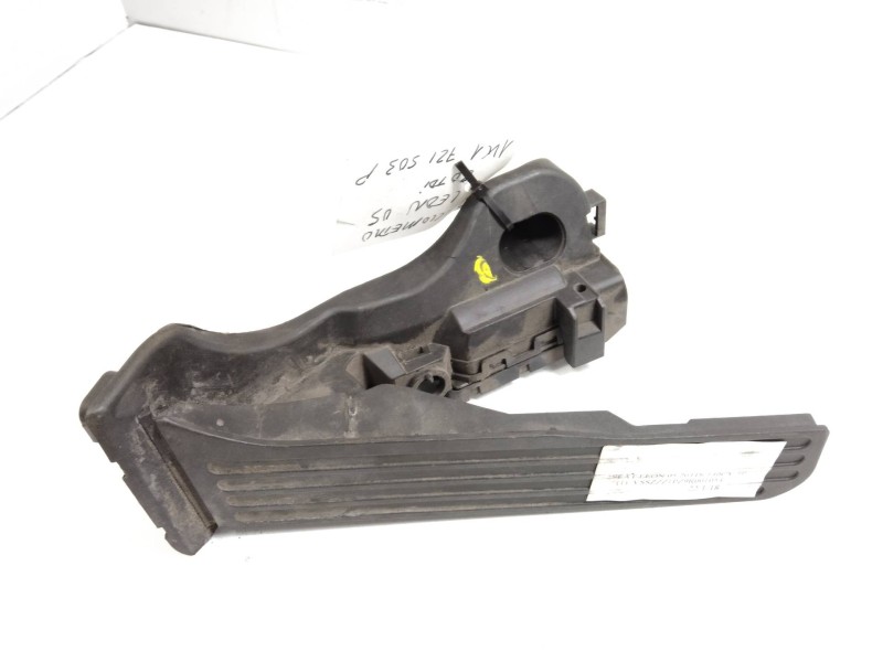 Recambio de potenciometro pedal para seat leon (1p1) 2.0 tdi referencia OEM IAM 1K1721503P  