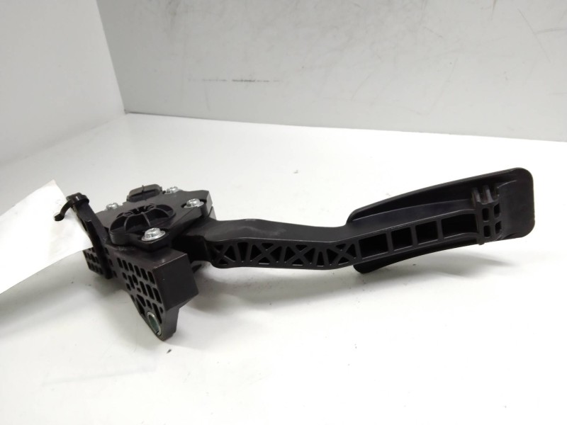 Recambio de potenciometro pedal para subaru impreza g12 classic referencia OEM IAM 1988007120 36010AG140 