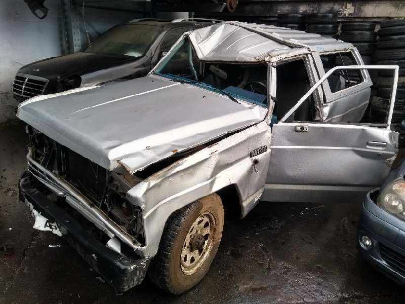 nissan patrol (k/w160) del año 1988