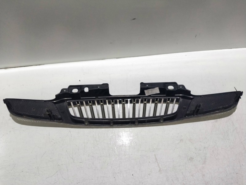 Recambio de rejilla delantera para daewoo tacuma referencia OEM IAM   