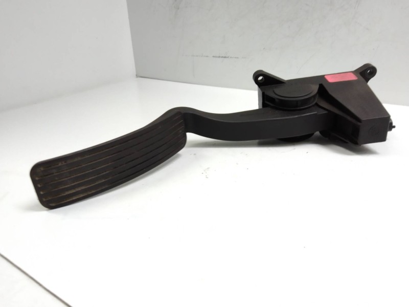 Recambio de potenciometro pedal para ssangyong kyron 2.0 referencia OEM IAM 2055009000  