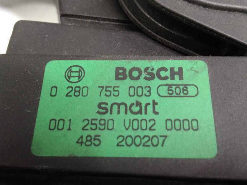 Recambio de potenciometro pedal para smart roadster 0.7 turbo cat referencia OEM IAM 0285755003  