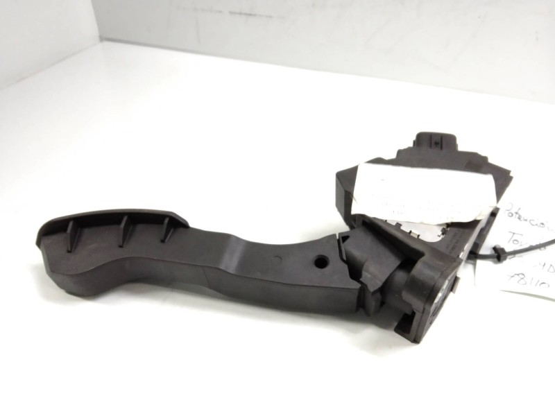 Recambio de potenciometro pedal para toyota avensis cross sport (t27) advance referencia OEM IAM 7811002022  