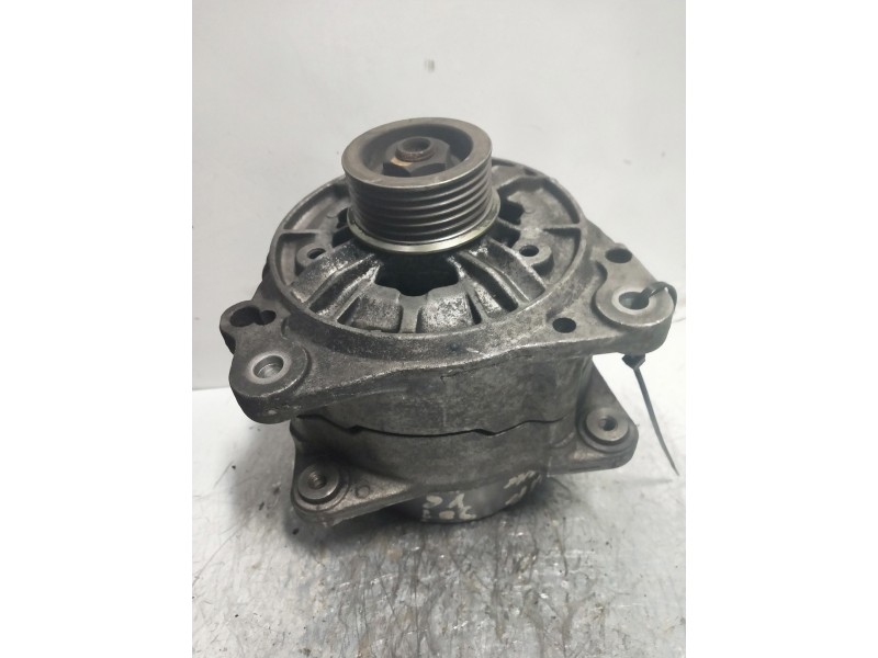 Recambio de alternador para lancia kappa station wagon 3.0 ls referencia OEM IAM 0123510048 BOSCH 