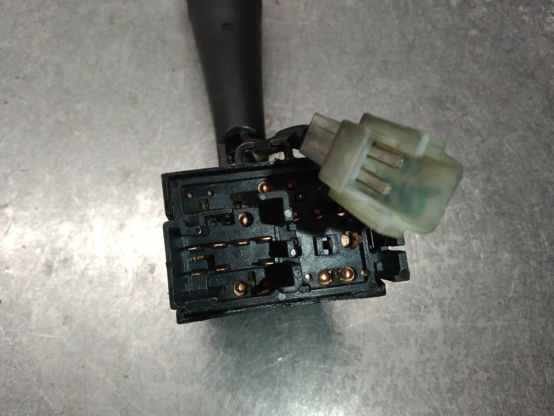 Recambio de mando limpia para tata safari 1.9 td referencia OEM IAM   