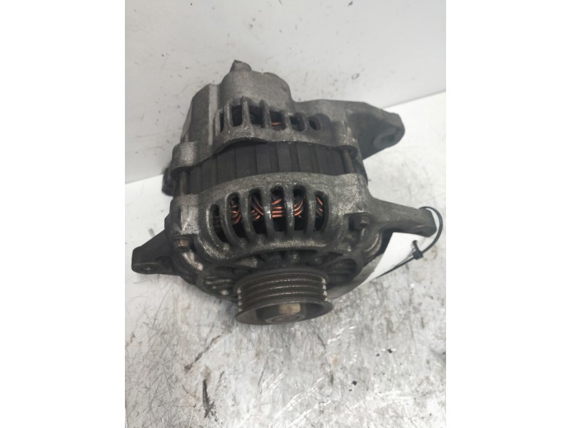 Recambio de alternador para mazda 323 berlina c/f/s (ba) 1.5 c referencia OEM IAM A2TA1191  