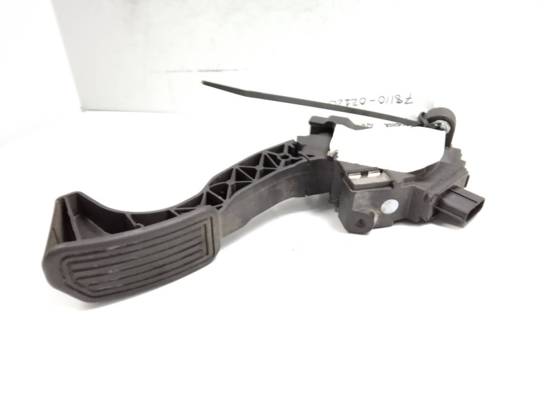 Recambio de potenciometro pedal para toyota auris touring sports (e18) 1.8 16v cat (híbrido) referencia OEM IAM 7811002120  
