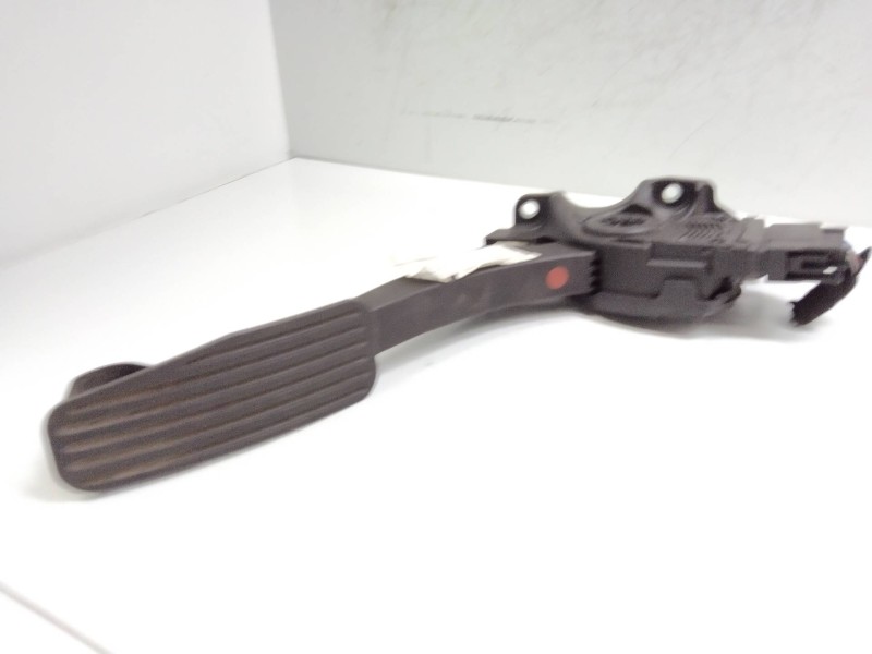 Recambio de potenciometro pedal para volvo xc90 2.4 diesel cat referencia OEM IAM 6PV00954804  