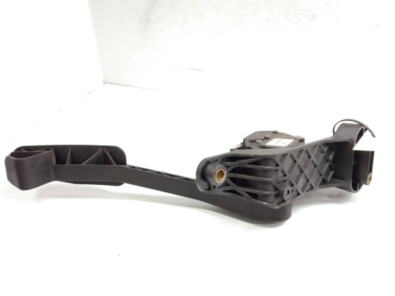 Recambio de potenciometro pedal para volvo xc90 2.4 diesel cat referencia OEM IAM 6PV00853729  