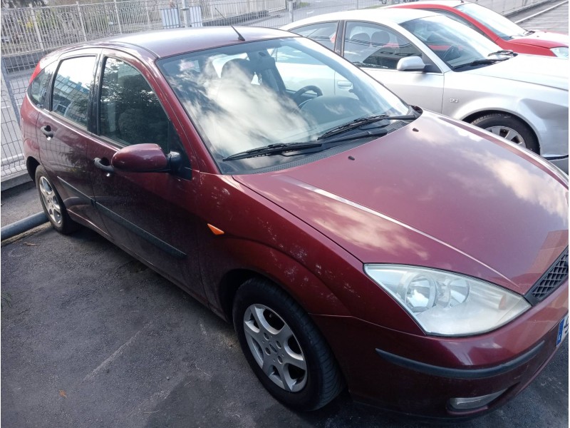 ford focus berlina (cak) del año 2003