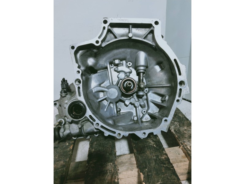 Recambio de caja cambios para kia rio ls berlina (5-ptas.) referencia OEM IAM K30C 0E15 034A 