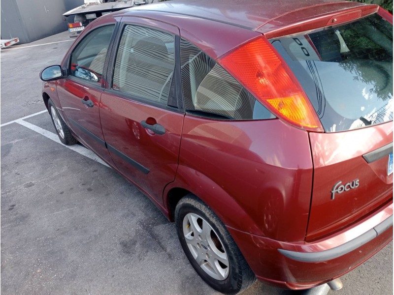 ford focus berlina (cak) del año 2003