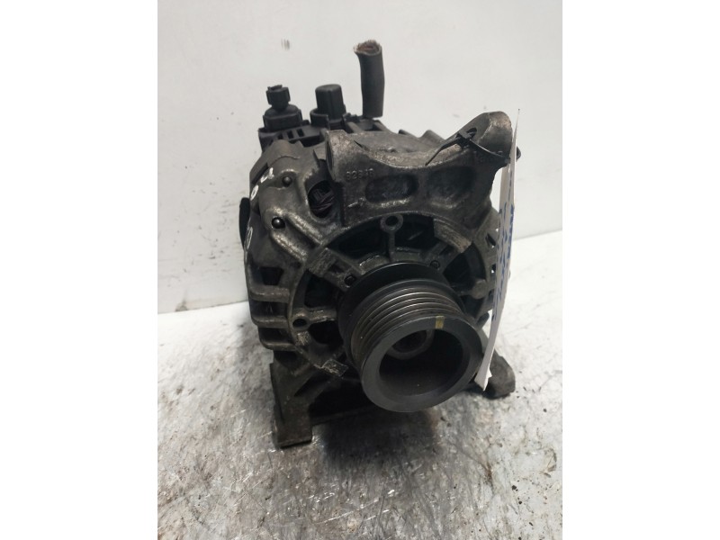 Recambio de alternador para mercedes clase a (w169) a 180 cdi red & black (169.307) referencia OEM IAM A2661540802 VALEO 