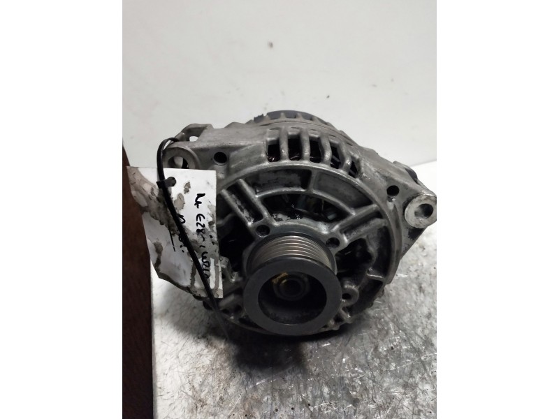 Recambio de alternador para mercedes clase e (w210) familiar 280 t (210.263) referencia OEM IAM 0123510068  