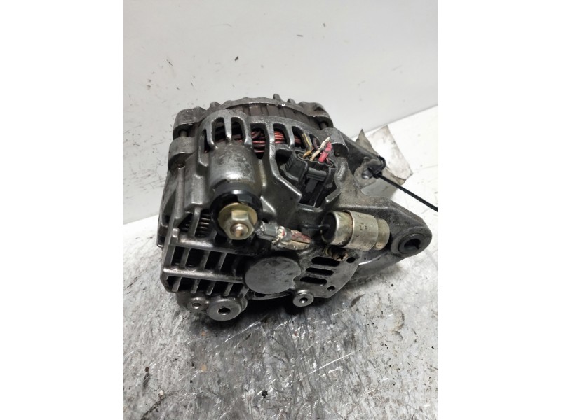 Recambio de alternador para mitsubishi galant berlina (ea0) 2000 elegance referencia OEM IAM MD347862  