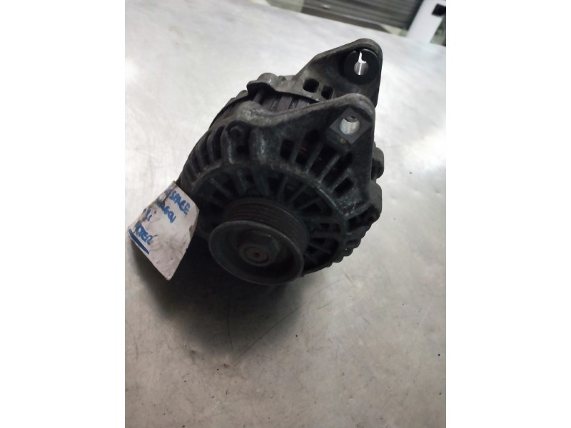Recambio de alternador para mitsubishi space wagon (n80/n90) 2,4 glx referencia OEM IAM   