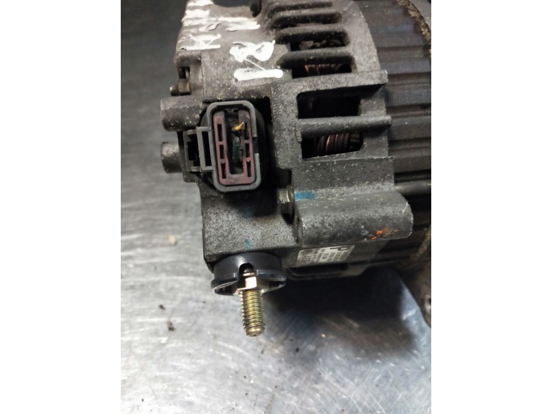 Recambio de alternador para nissan almera (n16/e) elegance referencia OEM IAM 231009U016  