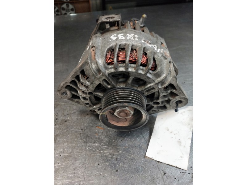 Recambio de alternador para hyundai ix35 1.6 cat referencia OEM IAM 373002B600  