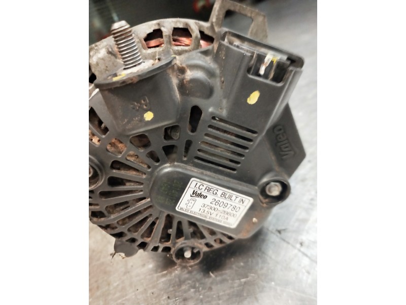 Recambio de alternador para hyundai ix35 1.6 cat referencia OEM IAM 373002B600  