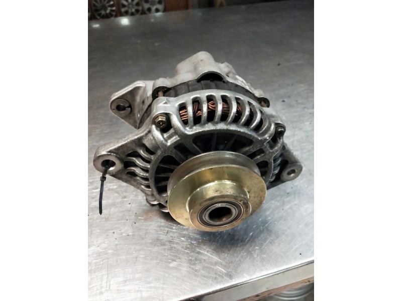 Recambio de alternador para nissan almera (n16/e) acenta referencia OEM IAM   