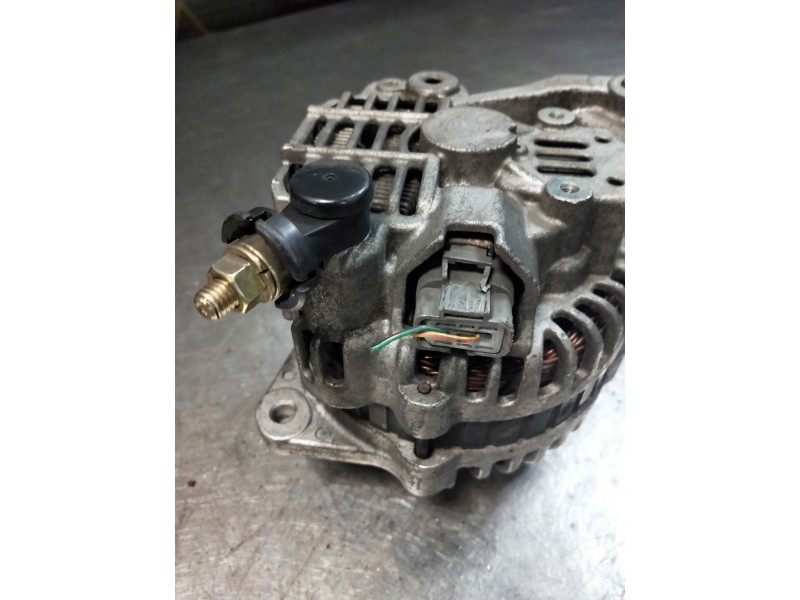 Recambio de alternador para nissan almera (n16/e) acenta referencia OEM IAM   