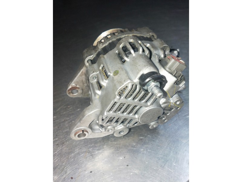 Recambio de alternador para nissan primera berlina (p11) family plus referencia OEM IAM   