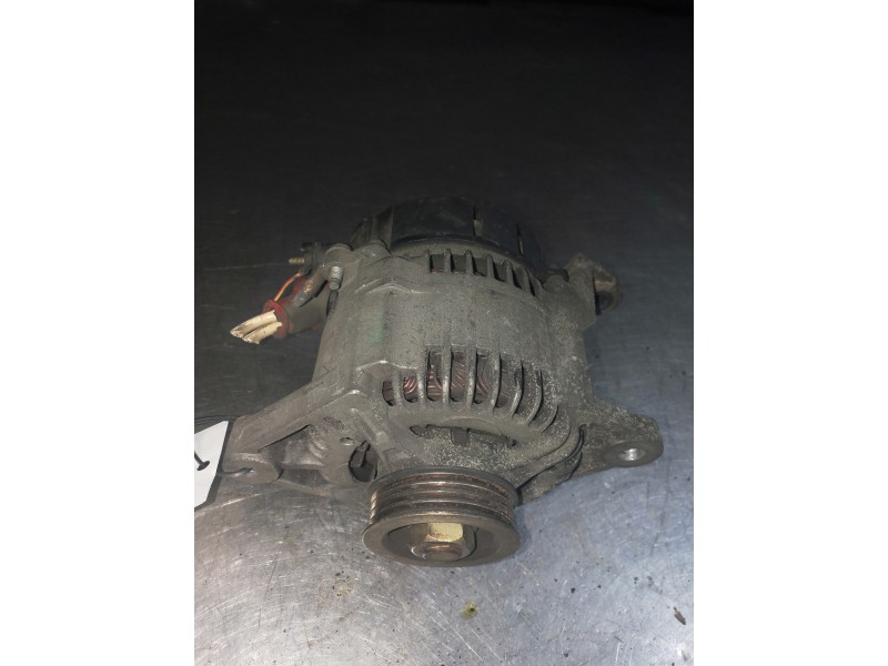Recambio de alternador para nissan primera berlina (p11) family plus referencia OEM IAM 6332170A  