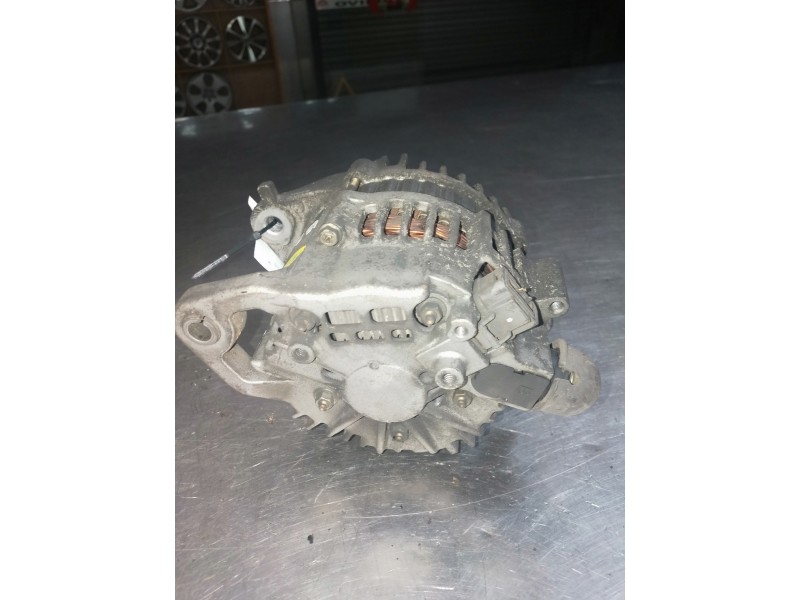 Recambio de alternador para nissan primera berlina (p12) acenta referencia OEM IAM 23100BU010  