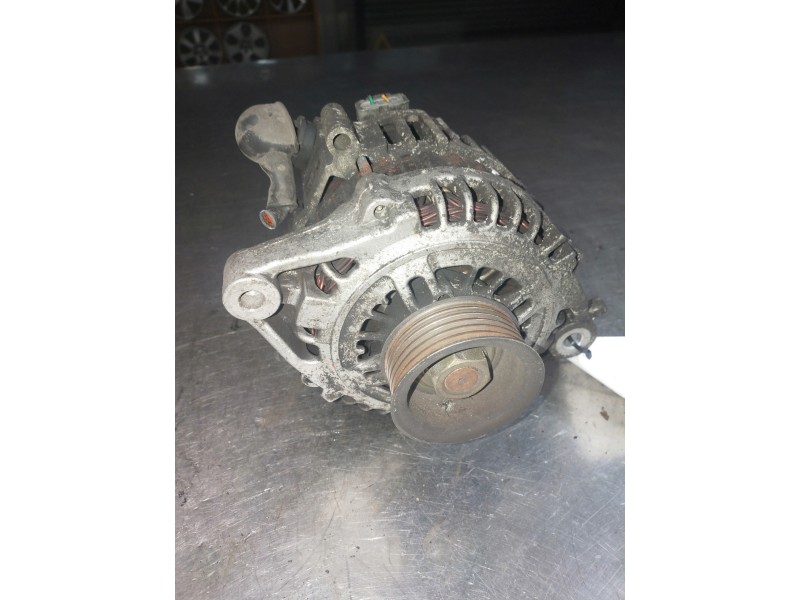 Recambio de alternador para nissan primera berlina (p12) acenta referencia OEM IAM 23100BU015  